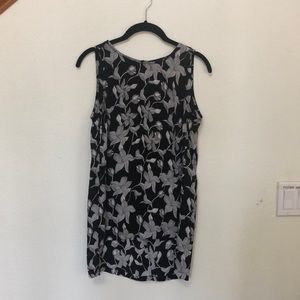 Philosophy Tunic Tank Top Black White Floral Pattern